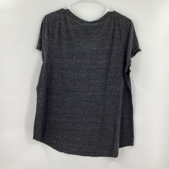 EUC Ladies Torrid Free Hugs Cactus Pocket Tee‎ - Picture 6 of 8